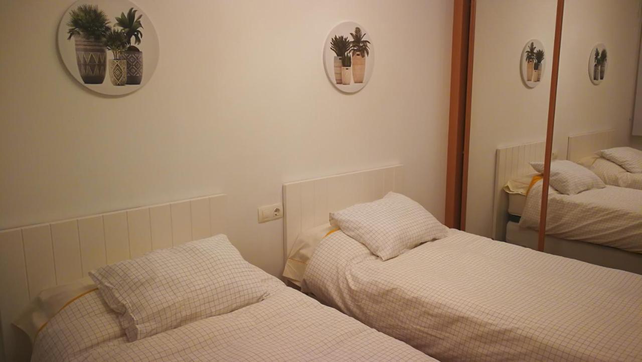 Appartement 10 Mts De La Playa De Covas - Viveiro Con Piscina Resurrection Fest Extérieur photo